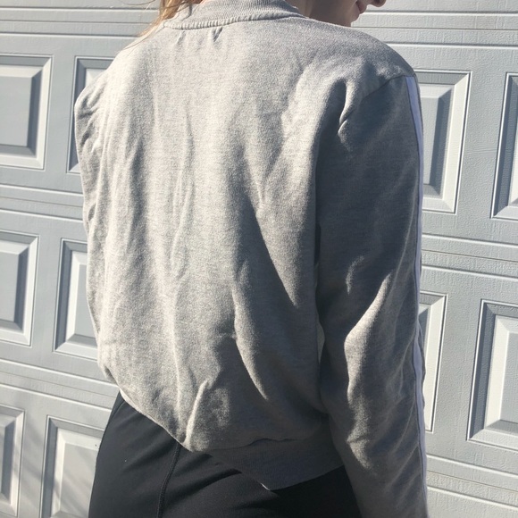 Grey sweater - Picture 4 of 5